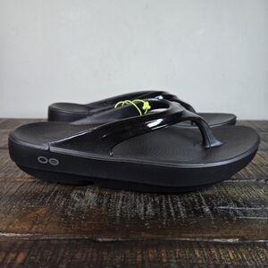 NEW Oofos Oolala Womens Size 6 Recovery Slip-On Comfort Flip Flops Sandals Black